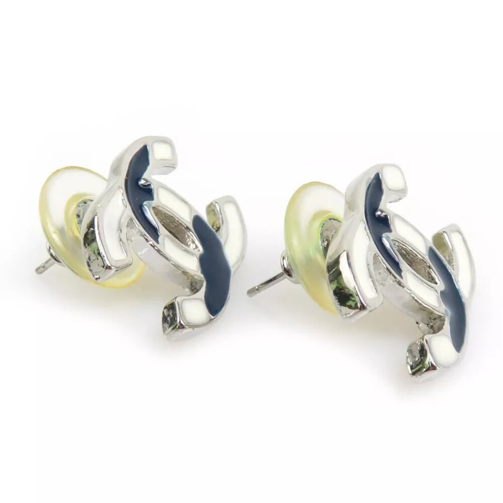 Auth CHANEL CC Logo Pierce Earrings Silver Navy/White - Picture 4 of 8